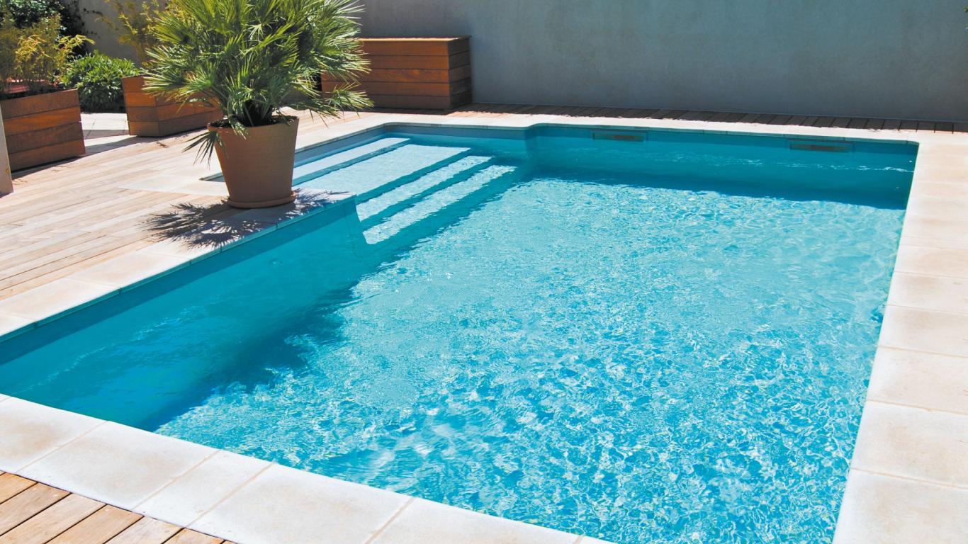 Piscine coque sur mesure